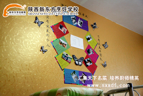 学生宿舍温馨一角