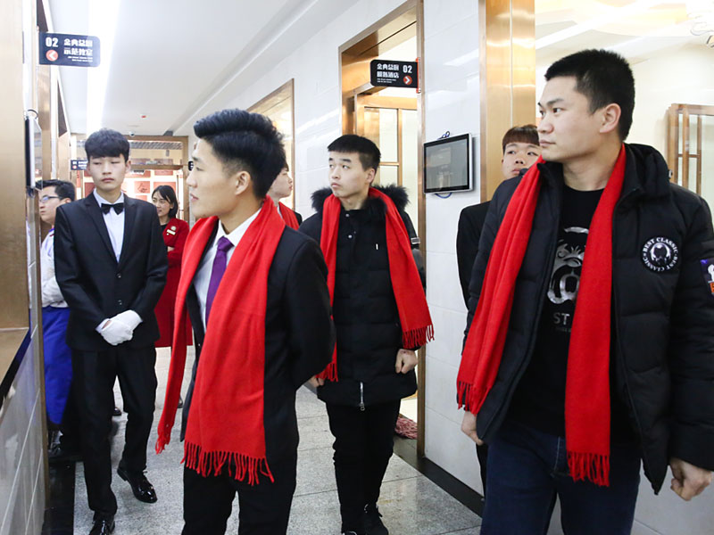 陕西新东方烹饪学校成功学子母校行
