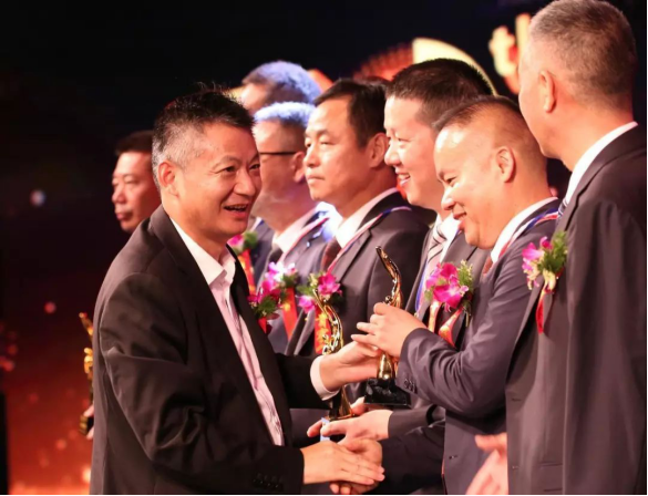������ף�¶�����⿽���30����ʢ��ɹ��ٰ죡