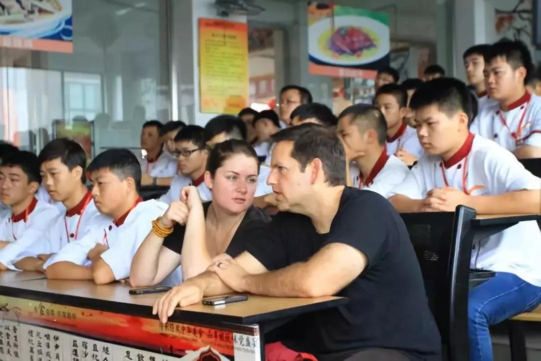 站在世界的角度看新东方烹饪,太惊讶了!