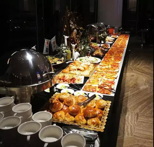教师进校园 | 西餐总厨带你探索舌尖上的极致诱惑 !