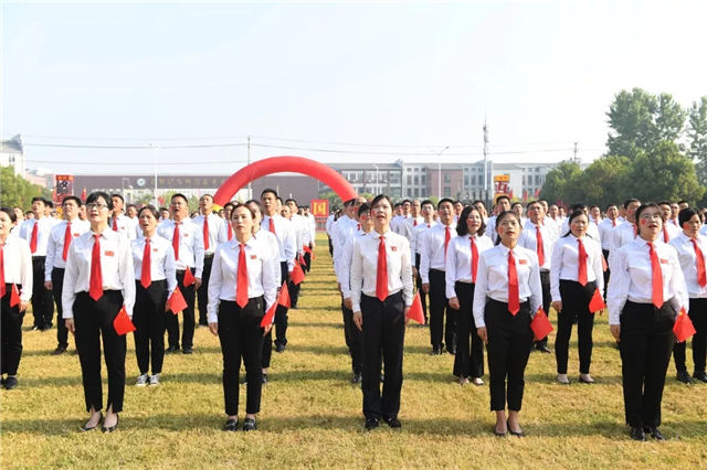 �й���������13���ʦ���������й�����70���꣡