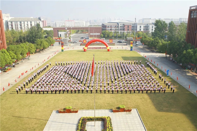 �й���������13���ʦ���������й�����70���꣡