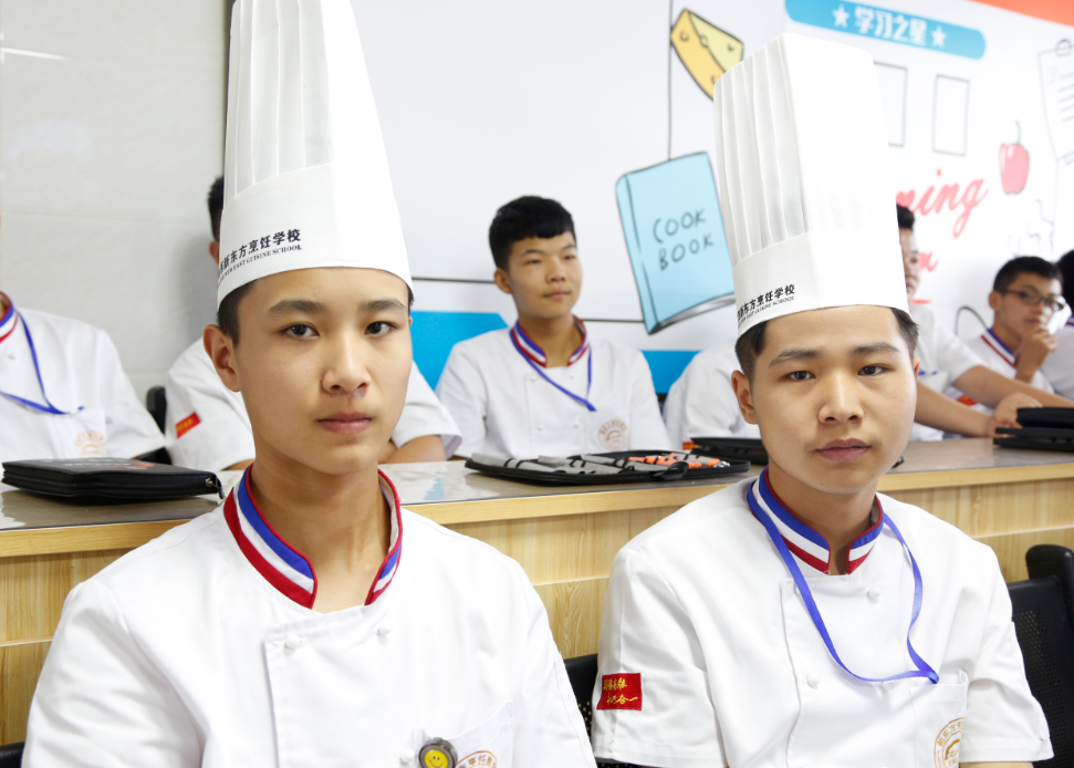 李勇成:不仅因为热爱选择烹饪,更要因为热爱坚持下去!